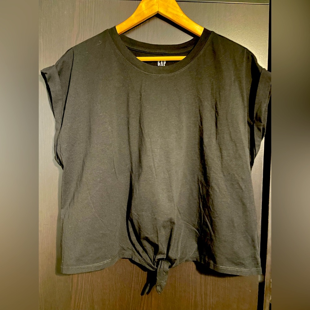 GAP Women’s Black Tie Front Top